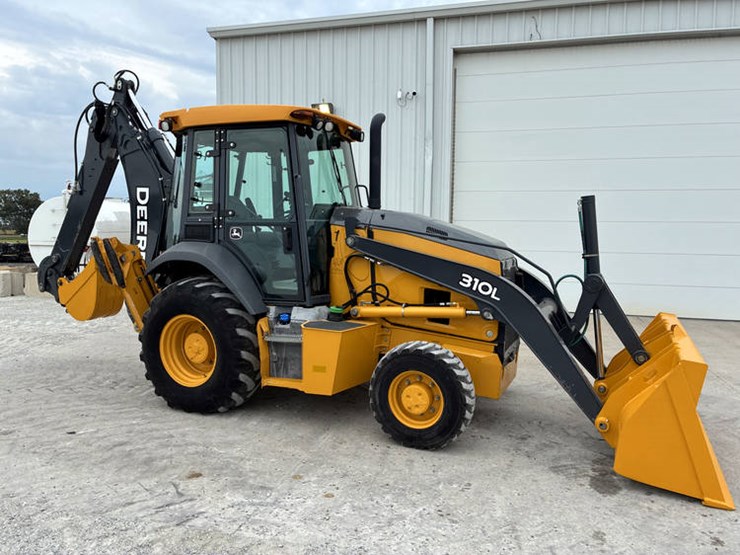 2018-john-deere-2018-image-1