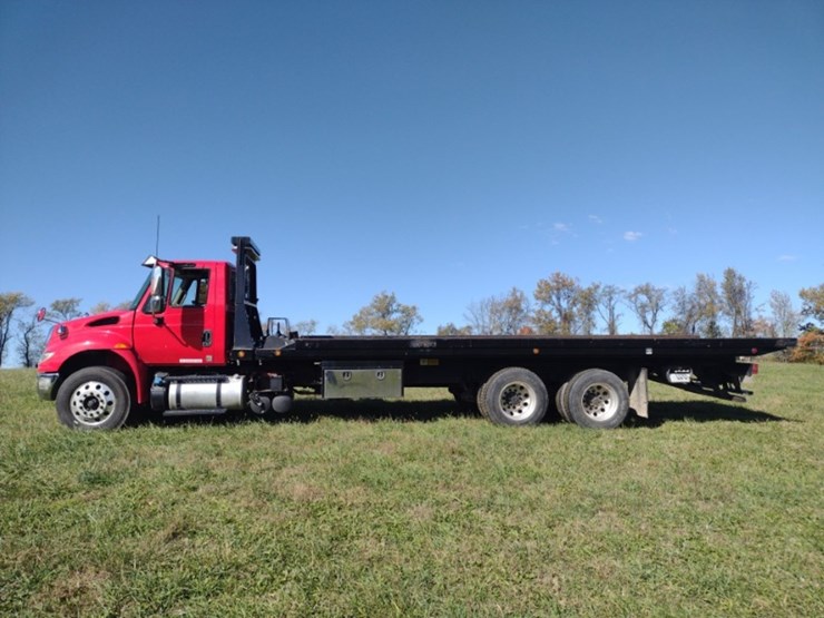 international-durastar-4400-image-1