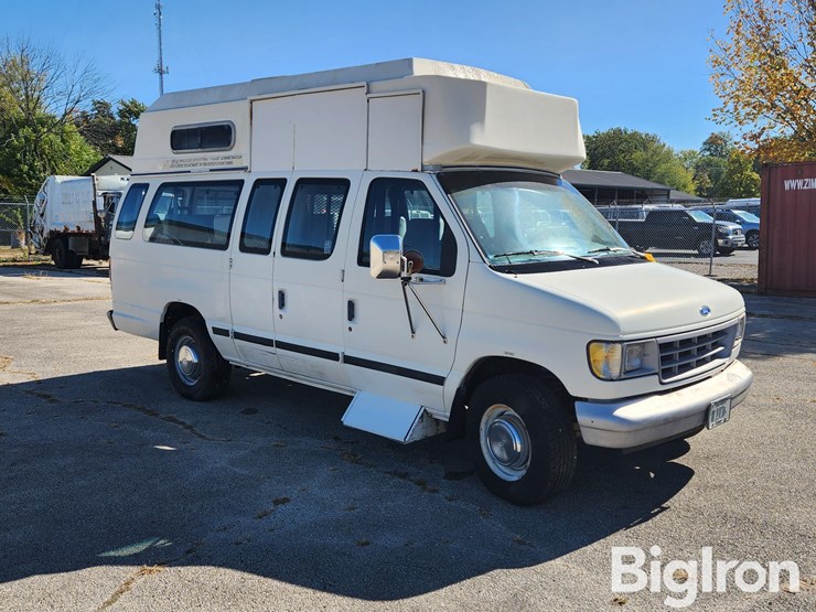 1993-ford-e350-image-3