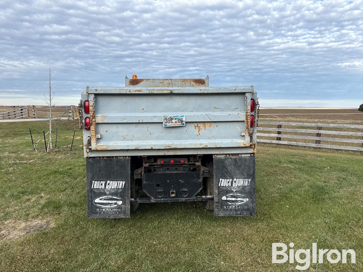 international-4700-image-6