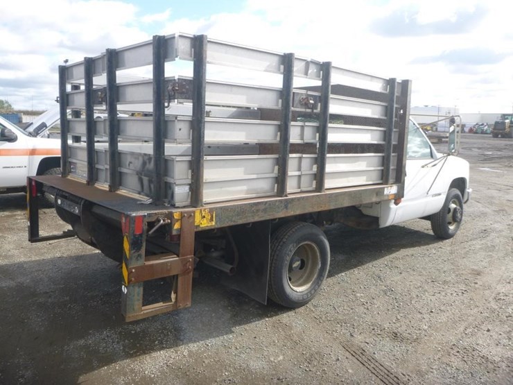 1993-chevrolet-3500-image-3