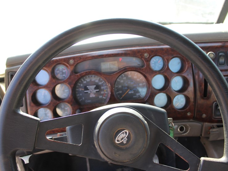 2007-mack-ch613-image-12