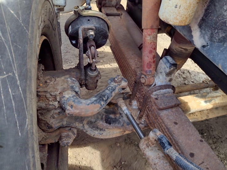 peterbilt-357-image-21