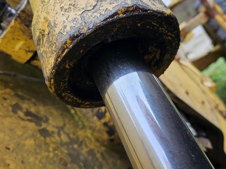 caterpillar-920-image-51