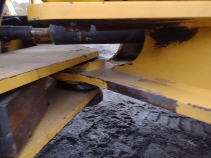 john-deere-444h-image-27