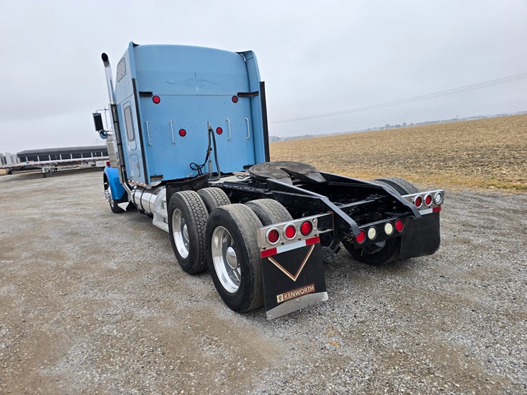 1999-kenworth-w900l-image-18