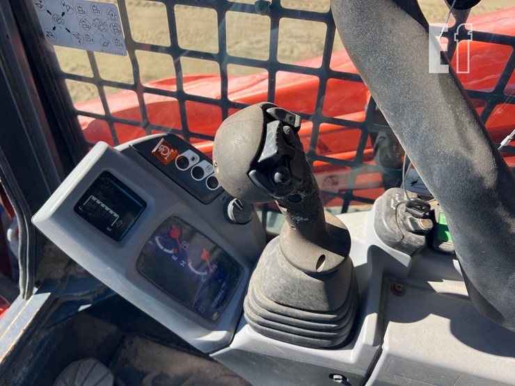 2019-kubota-svl95-2s-image-20