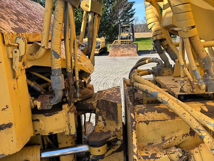 cat-350e2-haul-truck-image-19