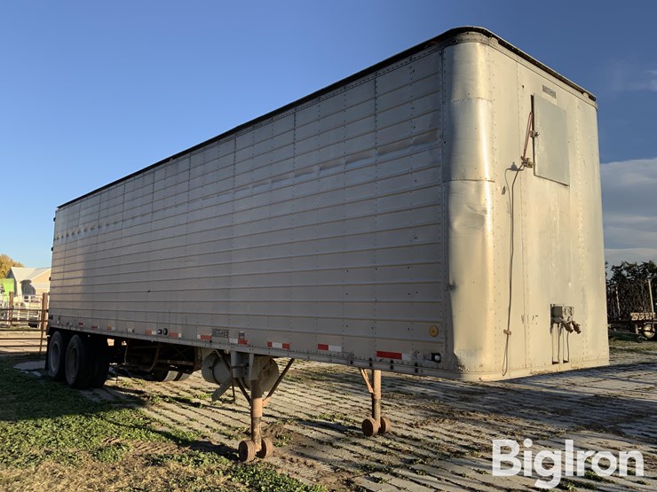 1960-timpte-t/a-nurse-tank-van-trailer-image-3