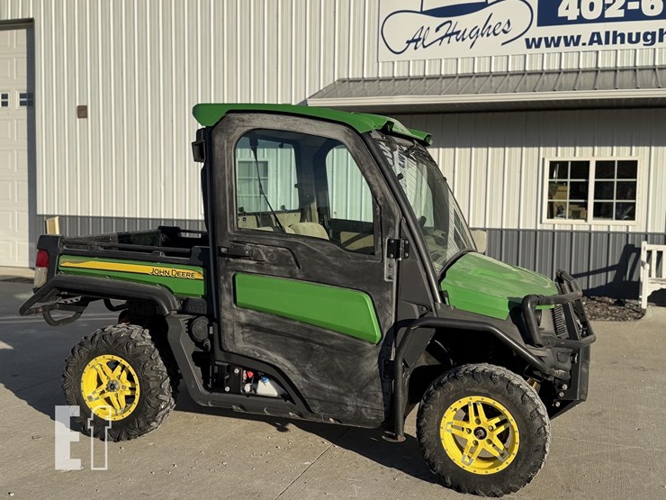 2019-john-deere-gator-xuv-835r-image-2