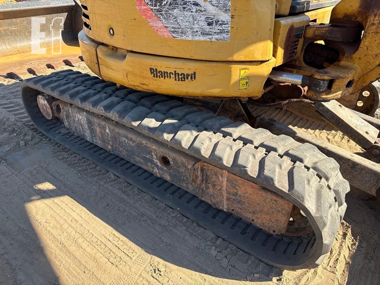 2016-caterpillar-304e2-cr-image-13