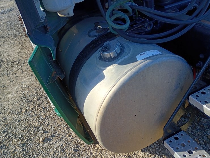 freightliner-cascadia-125-image-69