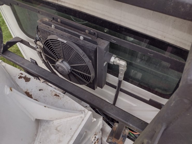 international-durastar-4300-image-42