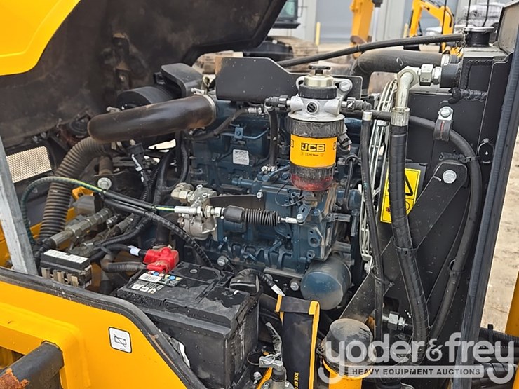 2023-jcb-ct260-120-image-30