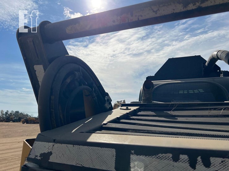 caterpillar-299d3-xe-image-22