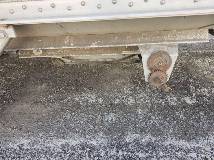 2017-wilson-hopper-bottom-image-3