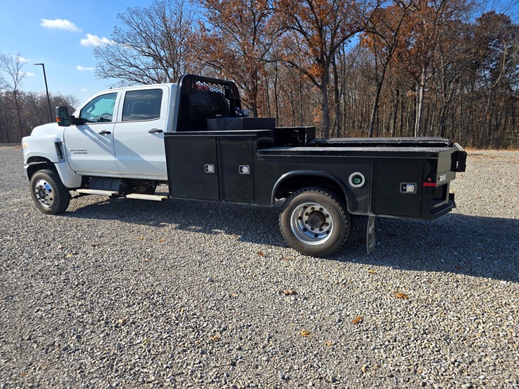 chevrolet-silverado-5500hd-image-14