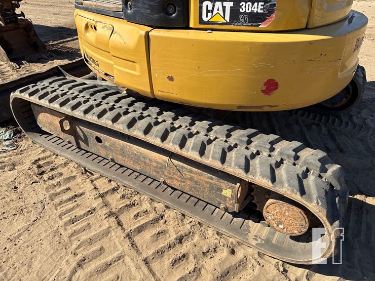 2016-caterpillar-304e2-cr-image-9