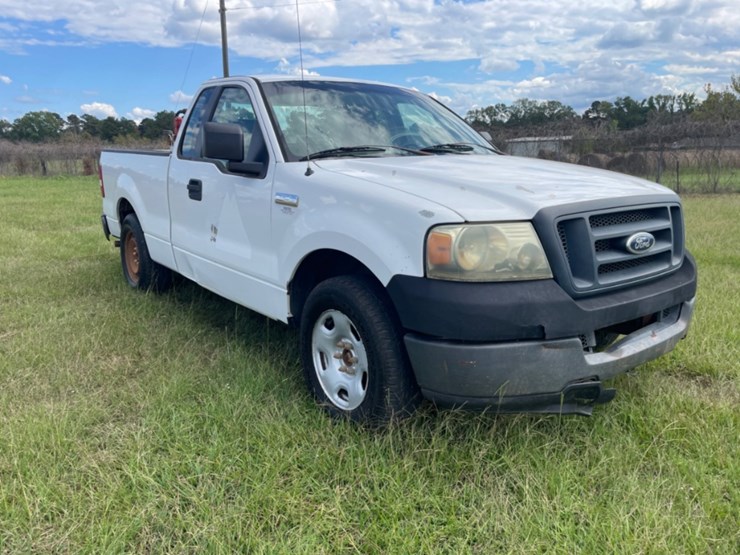 2005-ford-f150-xl-image-3
