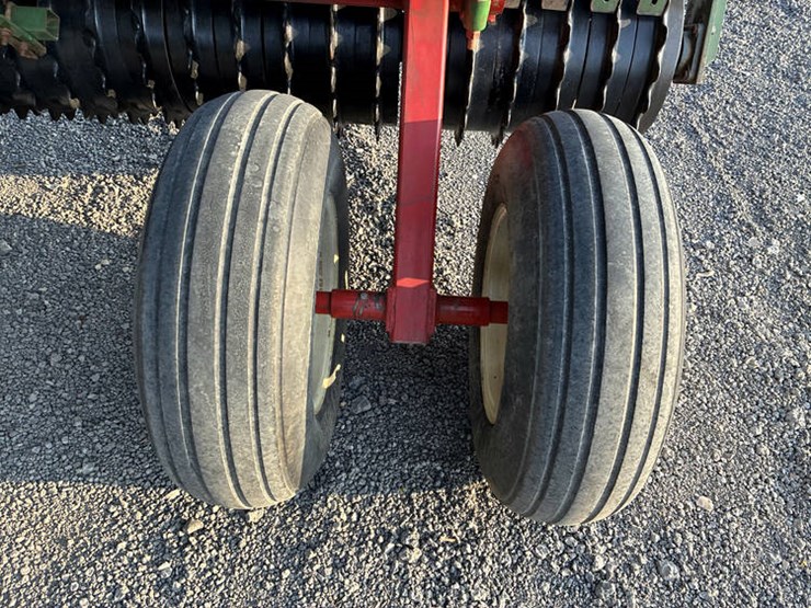 2002-brillion-x108-image-33