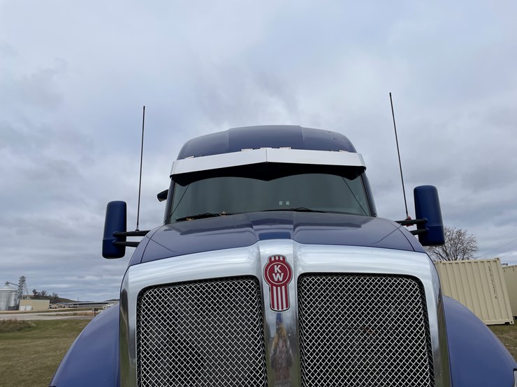 kenworth-t680-image-29