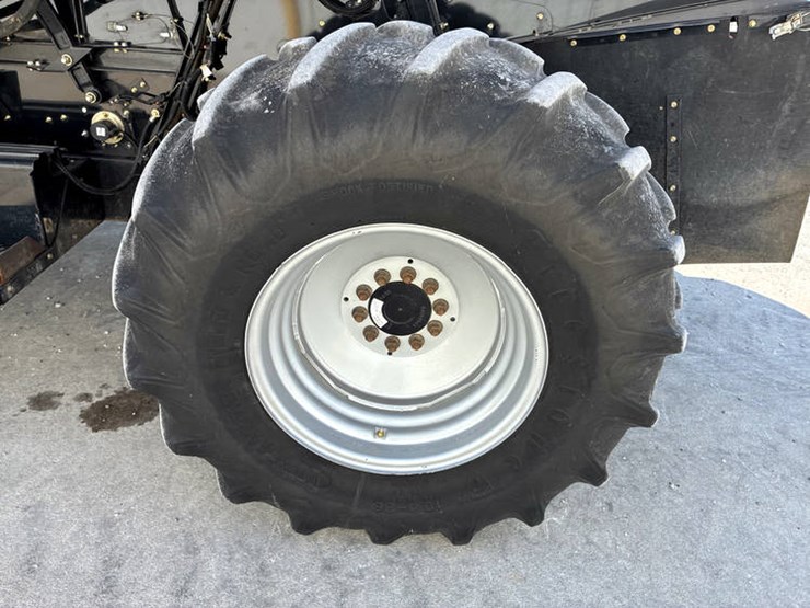 case-ih-5088-image-37