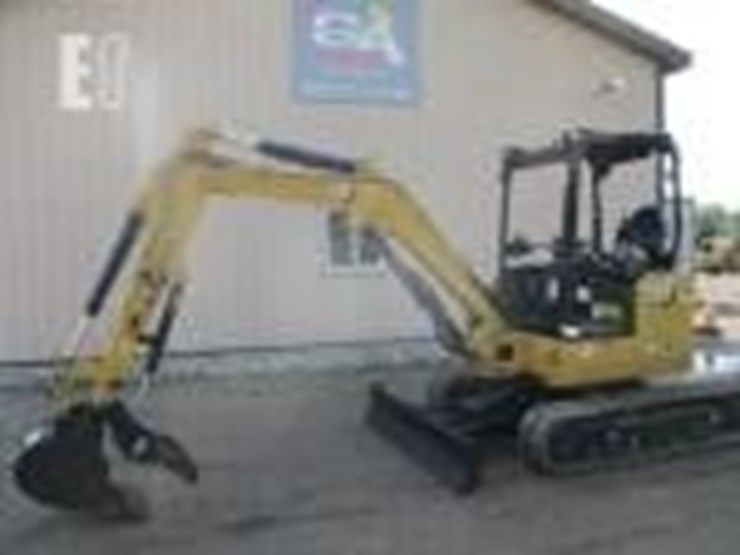 2022-caterpillar-303.5cr-image-10