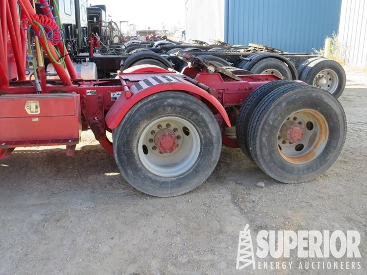 2012-kenworth-t800-image-8