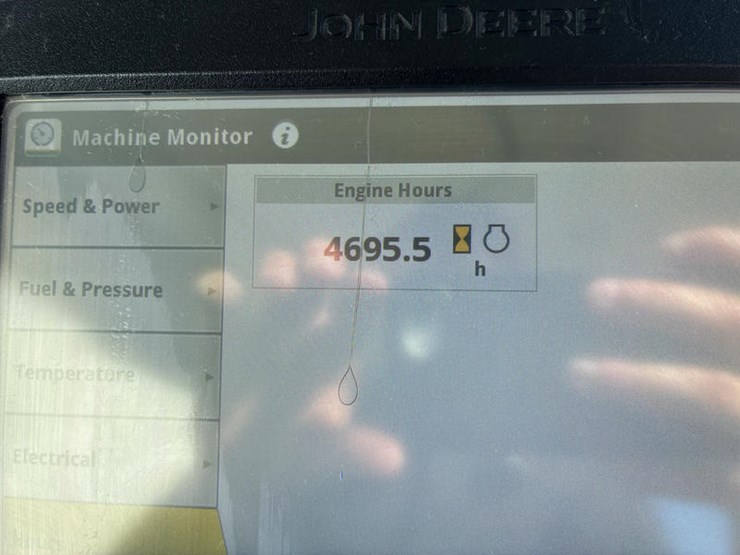 john-deere-8320r-image-83