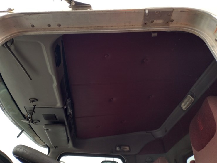 kenworth-t800-image-15