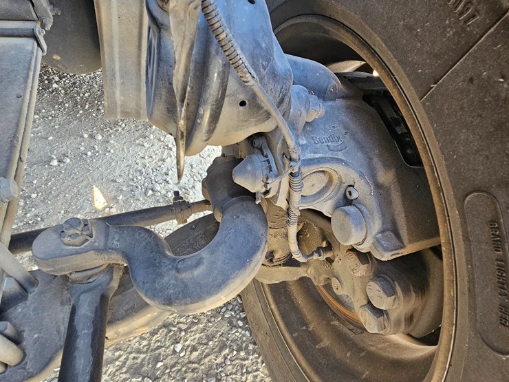 2021-kenworth-t680-image-101