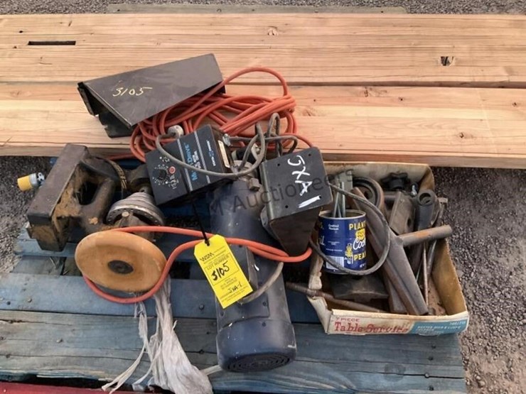 conover-professional-wood-lathe-image-4