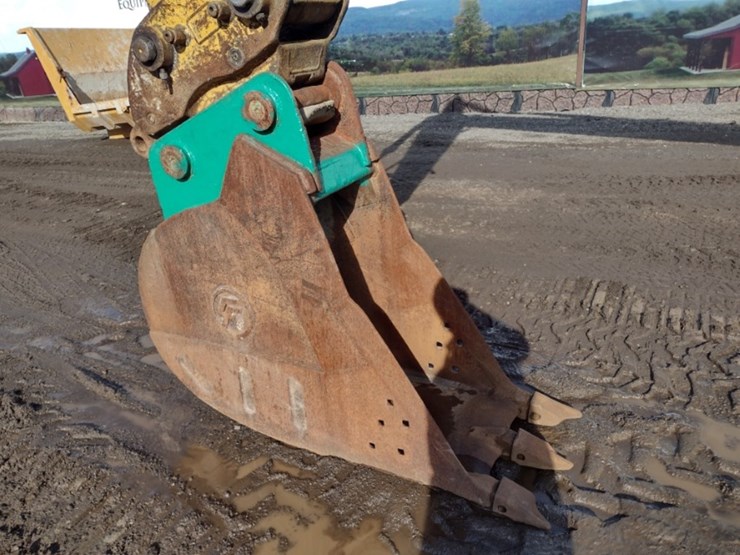 caterpillar-321c-image-18