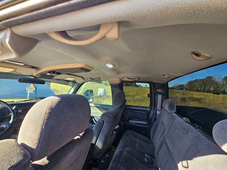 chevrolet-silverado-2500-image-47