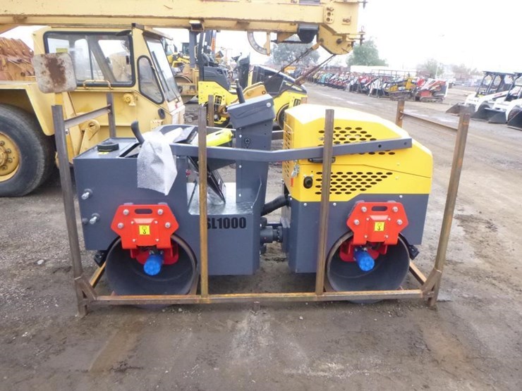 sdlool-sl1000-tandem-vibratory-roller-image-7