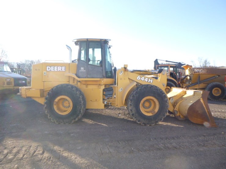 deere-644h-image-3