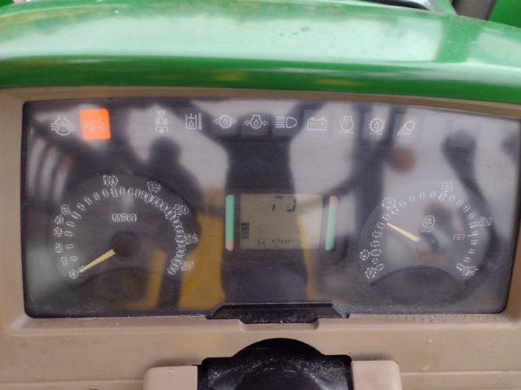 john-deere-6215-image-7