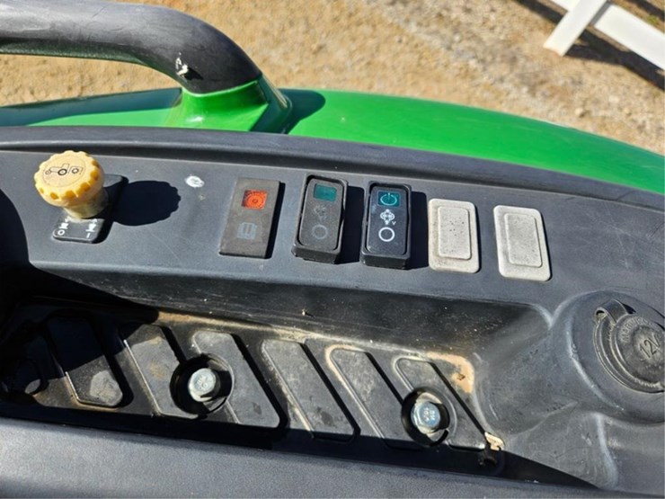 #3087-•-john-deere-4066-4x4-tractor,-h180-loader-image-78