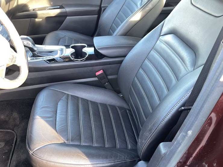 #1388-•-2015-ford-fusion-(has-wi-title)-(of)-image-77