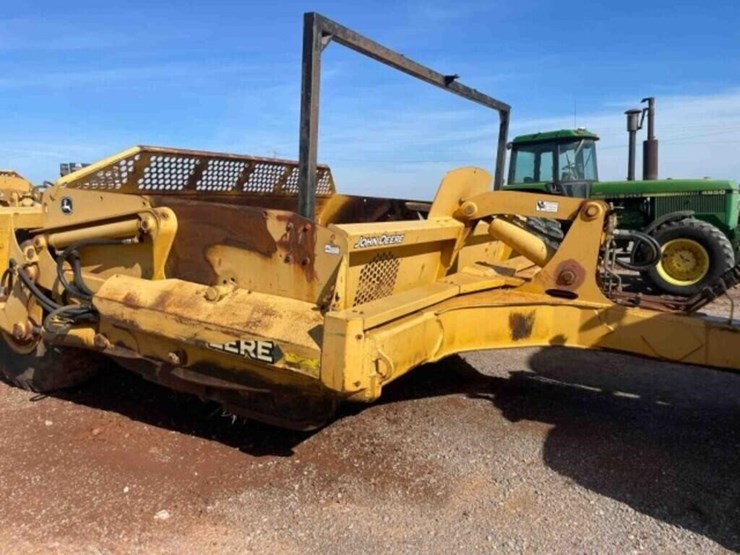 2004-&-2005-john-deere-1812-scraper-package-of-two-image-23