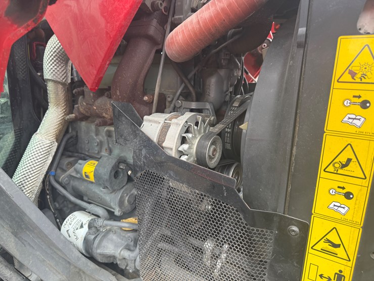 massey-ferguson-4709-image-52