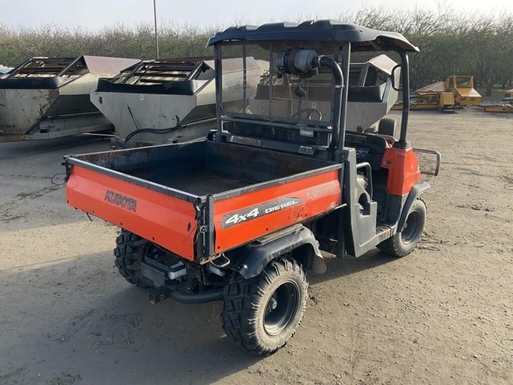 kubota-rtv900-image-6
