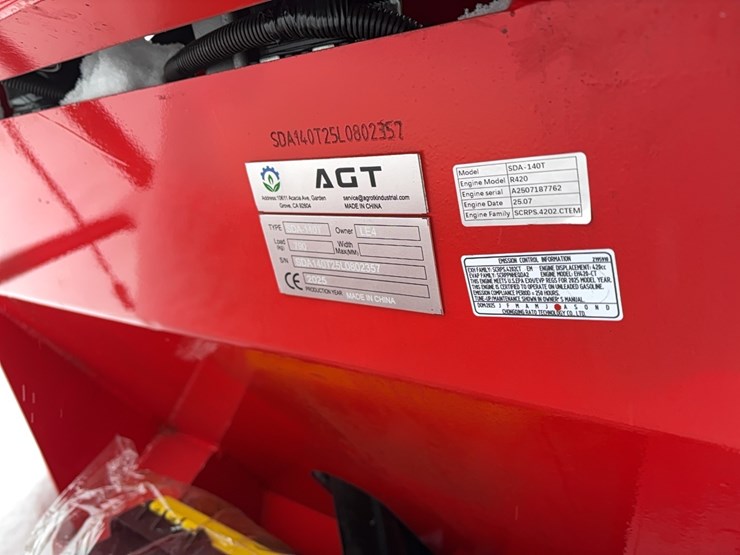new-agt-sda-140t-mini-track-loader-image-7