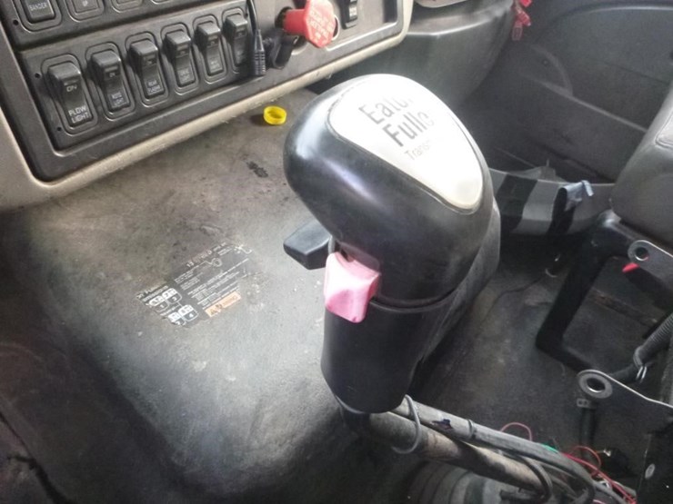 international-7600-image-12