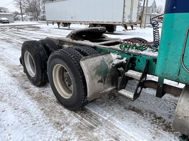 2009-kenworth-t800-image-7