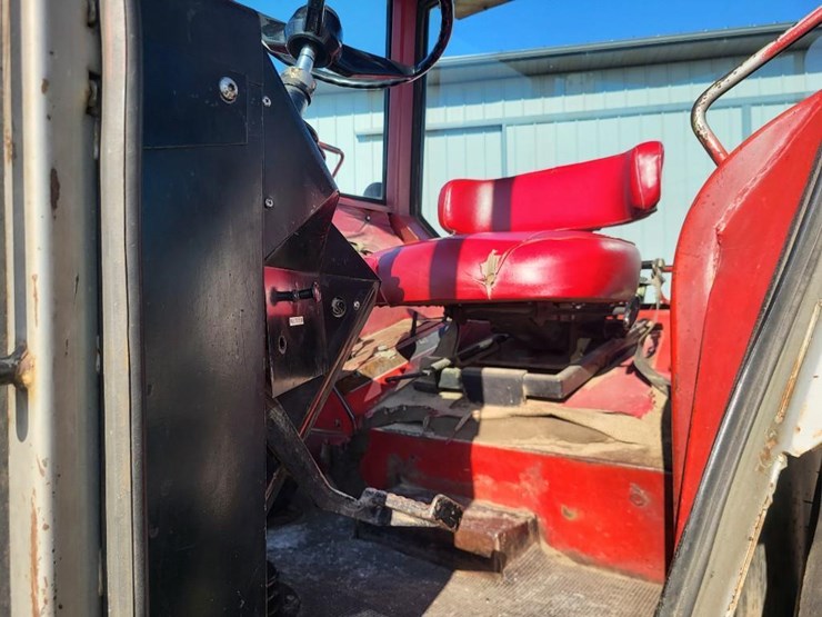 white-2-105-image-56