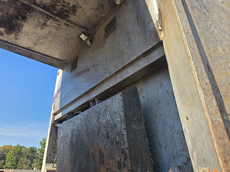 2007-mack-le613-image-88