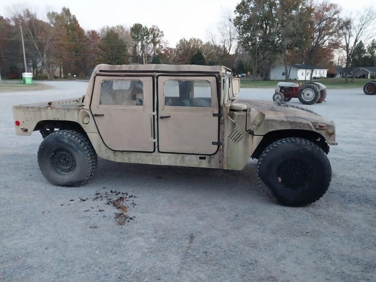 am-general-m998-image-3