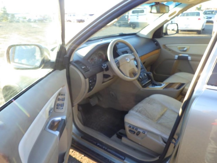 2008-volvo-xc90-image-5