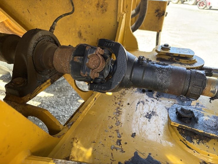 2019-caterpillar-930m-image-27